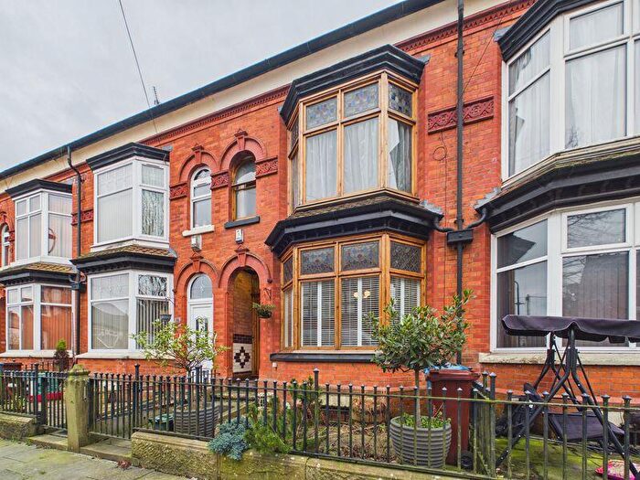 4 Bedroom Mews For Sale In Houghton Road, Crumpsall, Manchester, M8