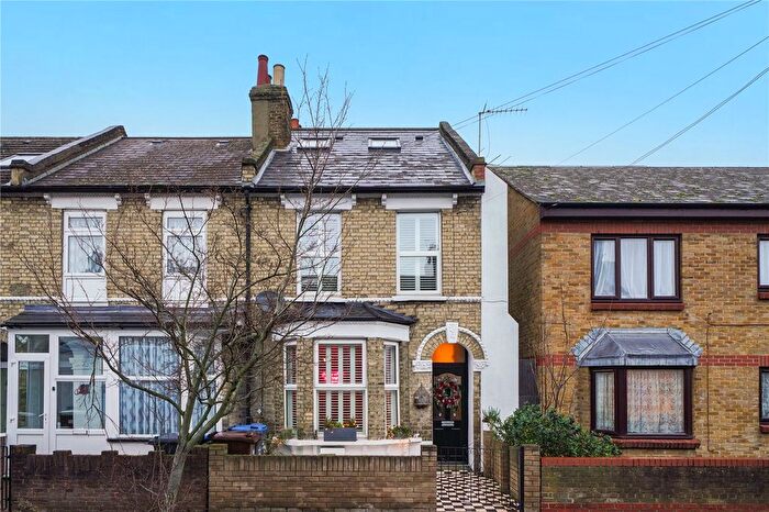 3 Bedroom End Of Terrace House For Sale In Gilbert Road, London, SW19