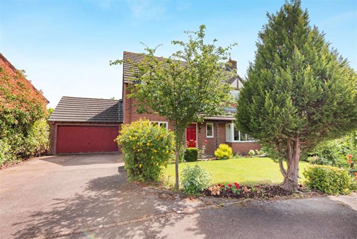 4 Bedroom Detached House For Sale In Collins Close, Staunton, Gloucester, GL19