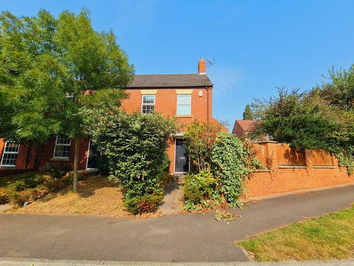 3 Bedroom End Of Terrace House To Rent In Carram Way, LN1