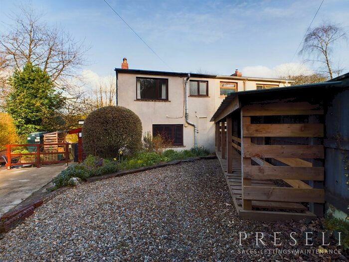 3 Bedroom Semi-Detached House To Rent In Dwrbach, Fishguard, SA65