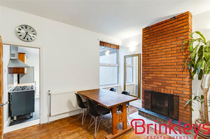 2 Bedroom Terraced House To Rent In All Saints Road, London, SW19