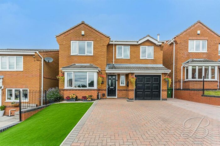 5 Bedroom Detached House For Sale In Lumley Close, Bilsthorpe, Newark, NG22