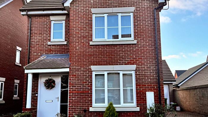 3 Bedroom Detached House For Sale In Copse View, Didcot, OX11