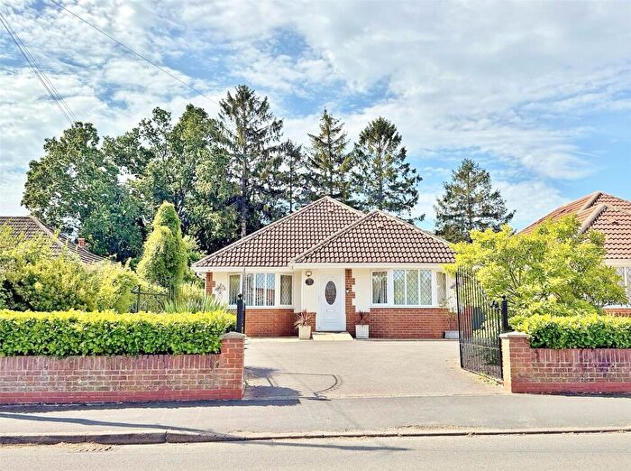 3 Bedroom Bungalow For Sale In Lake Road, Verwood, Dorset, BH31