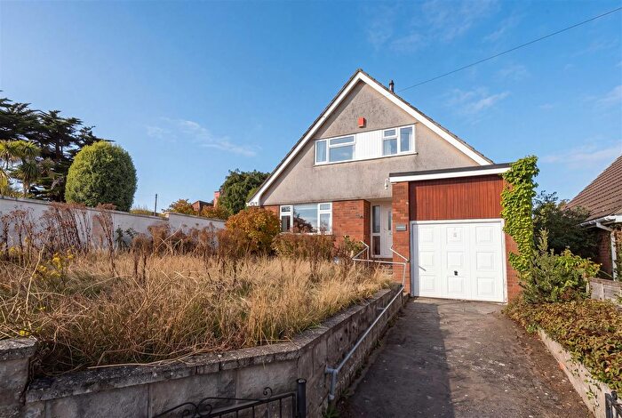 3 Bedroom Detached House For Sale In Church Road, Worle Hillisde - No Chain, BS22