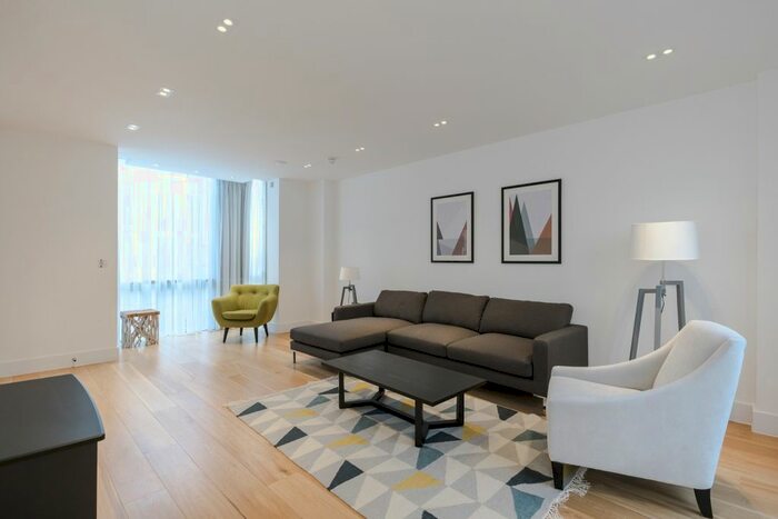 3 Bedroom Town House To Rent In Bonchurch Road, London, W10