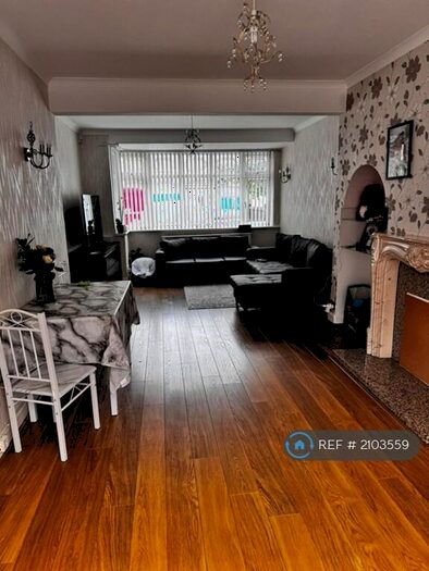 3 Bedroom Terraced House To Rent In Stanley Avenue, Dagenham, RM8