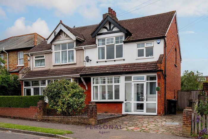 3 Bedroom Semi-Detached House To Rent In Salisbury Road, Banstead, SM7