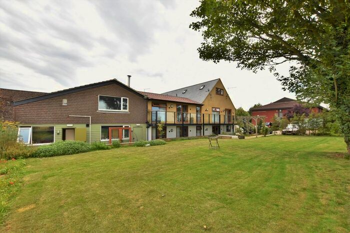 1 Bedroom Flat To Rent In Glaston Road, Morcott, Oakham, LE15