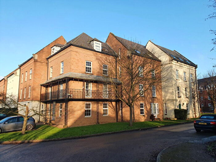 2 Bedroom Apartment To Rent In Victoria Place, Banbury, OX16