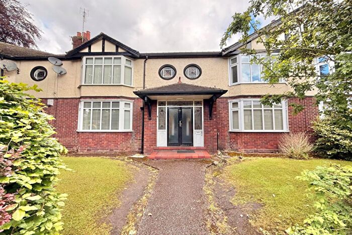 3 Bedroom Apartment To Rent In Fog Lane, Manchester, M20