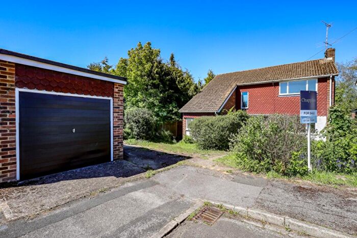 4 Bedroom Detached House For Sale In Greenfields, Liss, Hampshire, GU33