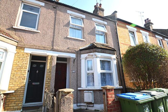 2 Bedroom Terraced House For Sale In Roydene Road, London, SE18