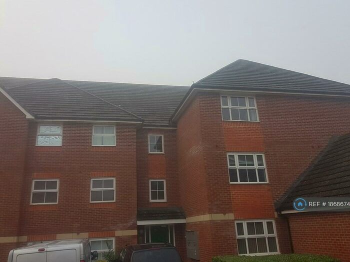 2 Bedroom Penthouse To Rent In Hebden Close, Swindon, SN25