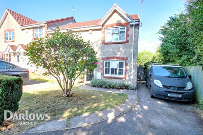 3 Bedroom End Of Terrace House For Sale In Ireton Close, Cardiff, CF23
