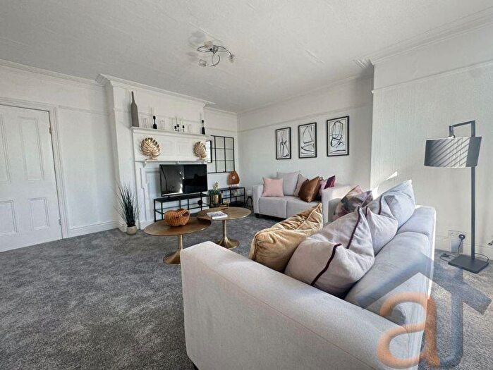 3 Bedroom Apartment To Rent In Lathom Road, Southport, PR9