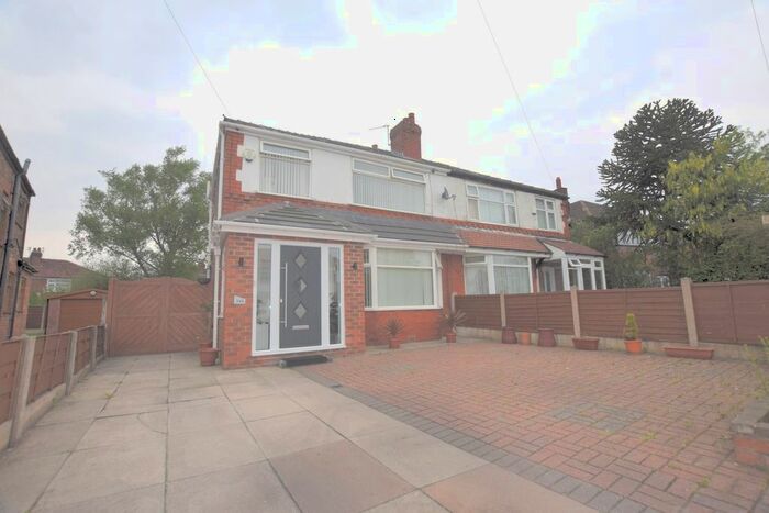 3 Bedroom Semi-Detached House To Rent In Mauldeth Road, Burnage, Manchester, M19