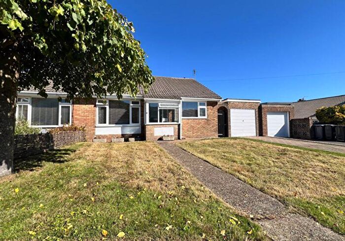 3 Bedroom Semi-Detached Bungalow For Sale In St. Margaret's At Cliffe, CT15