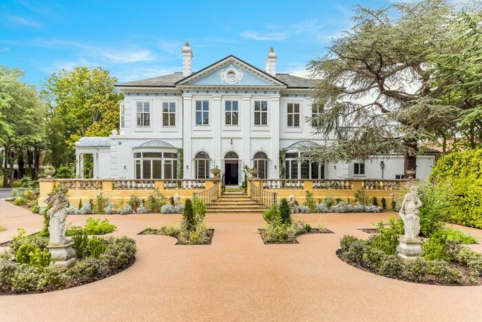 3 Bedroom Flat To Rent In Sydenham Hill, London, SE26