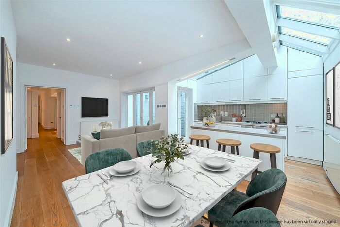 2 Bedroom Flat For Sale In Belgrave Road, London, SW1V