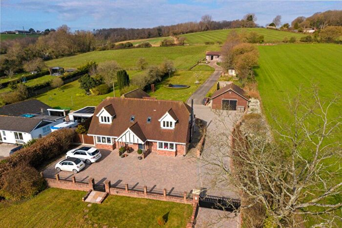 4 Bedroom Detached House For Sale In Canterbury Road, Elham, CT4