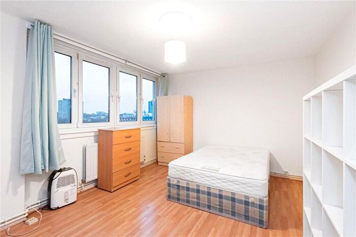 2 Bedroom Apartment To Rent In Pleydell Estate, Radnor Street, London, EC1V