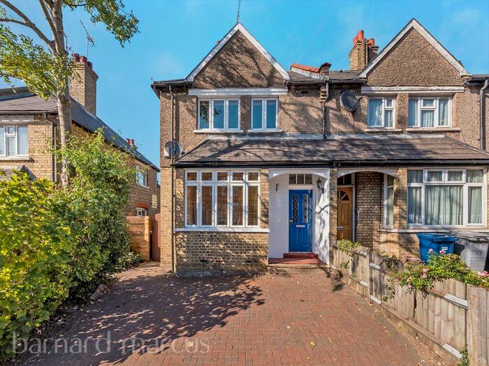 4 Bedroom House To Rent In Totteridge Lane, Whetstone, N20