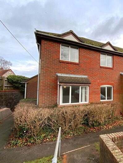 1 Bedroom Apartment To Rent In Littleworth Road, Downley, HP13