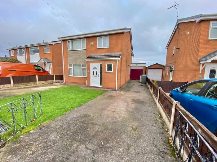 4 Bedroom Detached House For Sale In Rhodfa Ganol, Johnstown, LL14