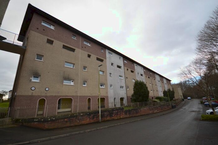 1 Bedroom Flat To Rent In Lulworth Court, Whitfield, Dundee, DD4