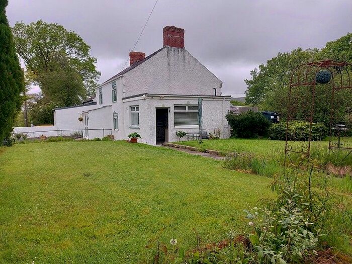2 Bedroom Cottage For Sale In Cefn Byrle Road, Coelbren, Neath, Neath