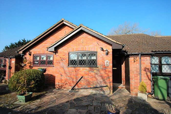 1 Bedroom Bungalow For Sale In Meadow View, Chalfont St. Giles, Buckinghamshire, HP8