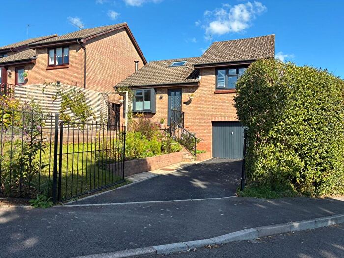3 Bedroom Detached House For Sale In Kier Hardie Crescent, Newport, NP19