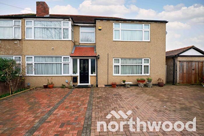 5 Bedroom Semi Detached House For Sale In Crosslands Road, West Ewell, Epsom, KT19