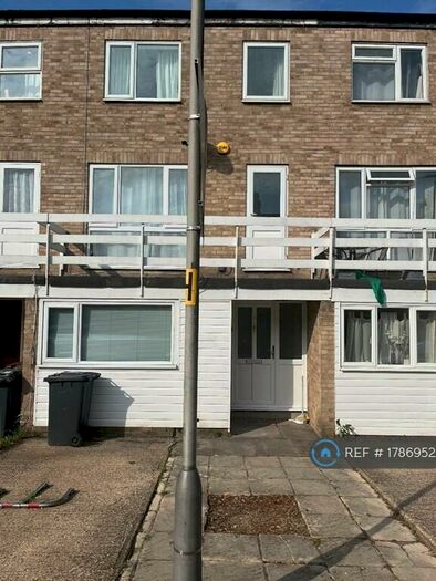 4 Bedroom Terraced House To Rent In Wilton Close, Bishop's Stortford, CM23