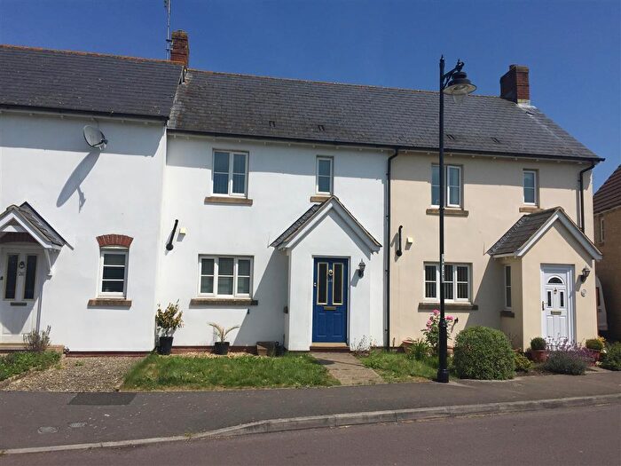 2 Bedroom House To Rent In Marlott Road, Gillingham, SP8