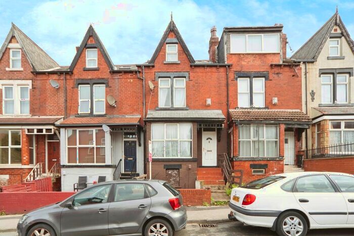 4 Bedroom Terraced House For Sale In Ellers Road, Leeds, LS8