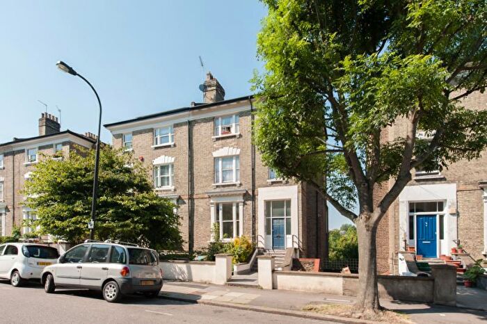1 Bedroom Flat For Sale In King Henrys Road, Primrose Hill, London, NW3
