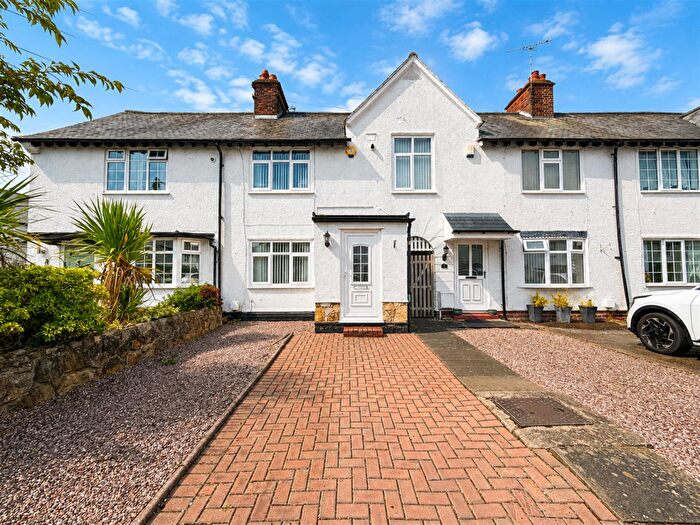 2 Bedroom Terraced House For Sale In Cunliffe Walk, Wrexham, LL11