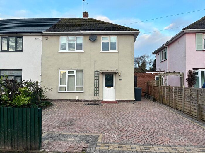 3 Bedroom House To Rent In Burns Avenue, Warwick, CV34