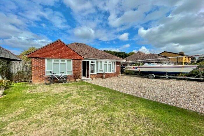 3 Bedroom Detached Bungalow To Rent In Park Road, Hayling Island, PO11