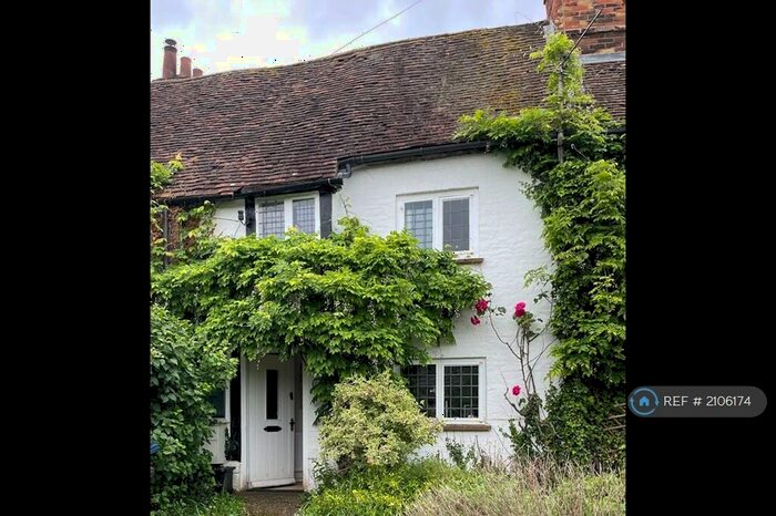 2 Bedroom Terraced House To Rent In Binscombe, Godalming, GU7
