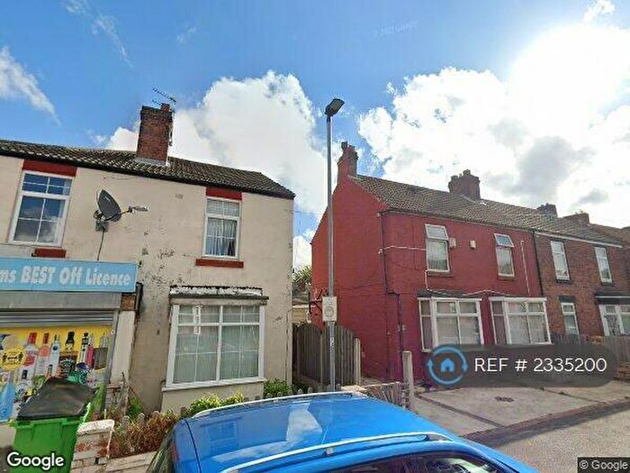 3 Bedroom Semi-Detached House To Rent In Oxford Street, Rotherham, S65