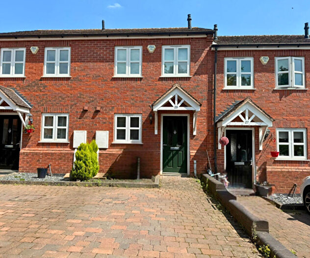 2 Bedroom Town House To Rent In Chapel Street, Oadby, LE2