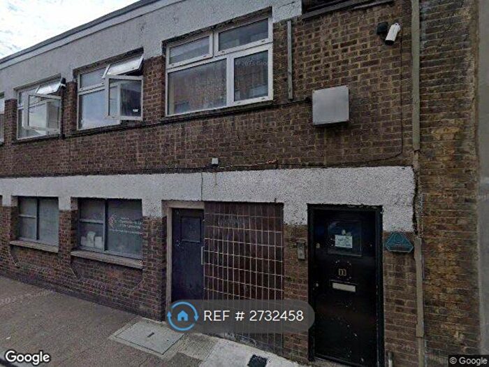 Studio To Rent In Myron Place, London, SE13