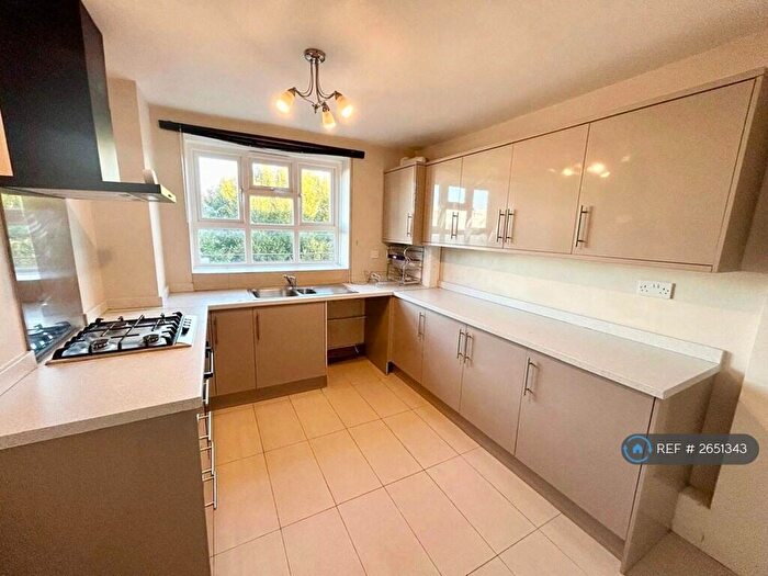 2 Bedroom Flat To Rent In Ravensbury Court, Mitcham, CR4