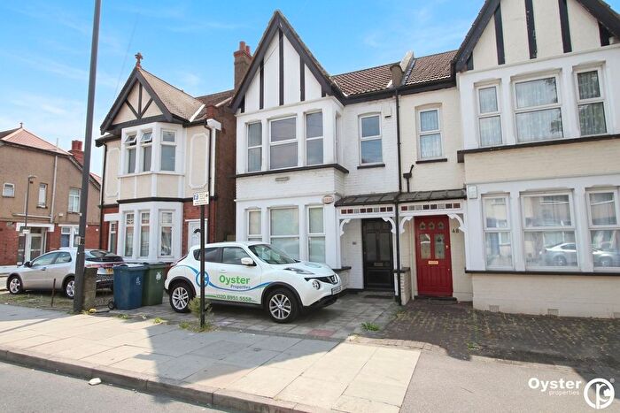 1 Bedroom Flat To Rent In Locket Road, Harrow, HA3