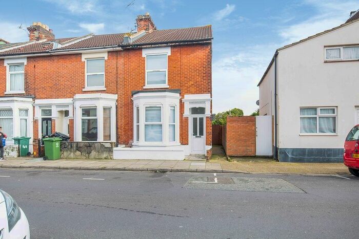 5 Bedroom Detached House To Rent In Talbot Road, Southsea, Hampshire PO4