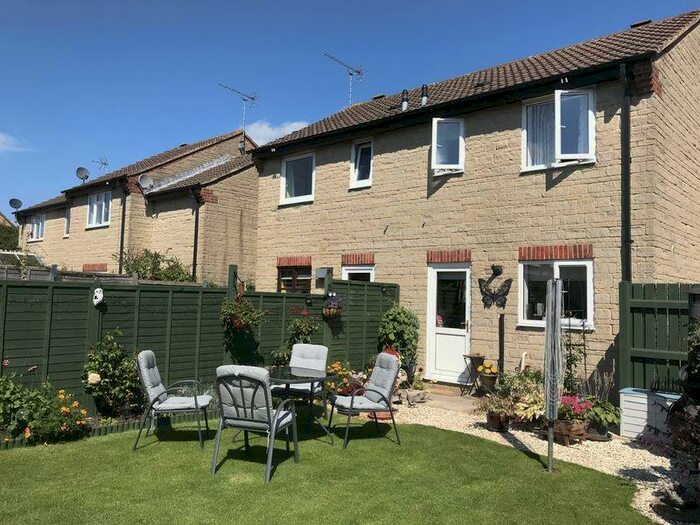2 Bedroom Semi-Detached House To Rent In Duncan Street, Calne, SN11